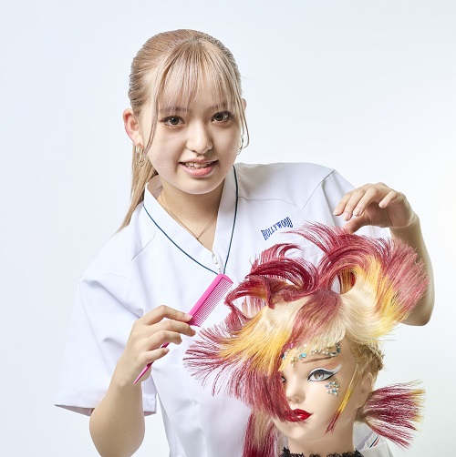 ハリウッド美容専門大学校
