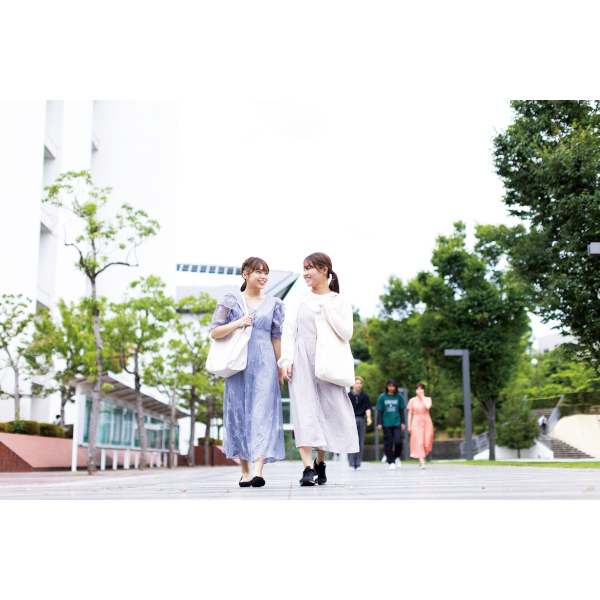 大阪経済法科大学