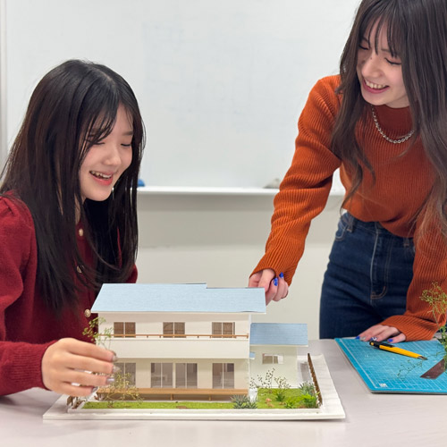 岐阜女子大学3