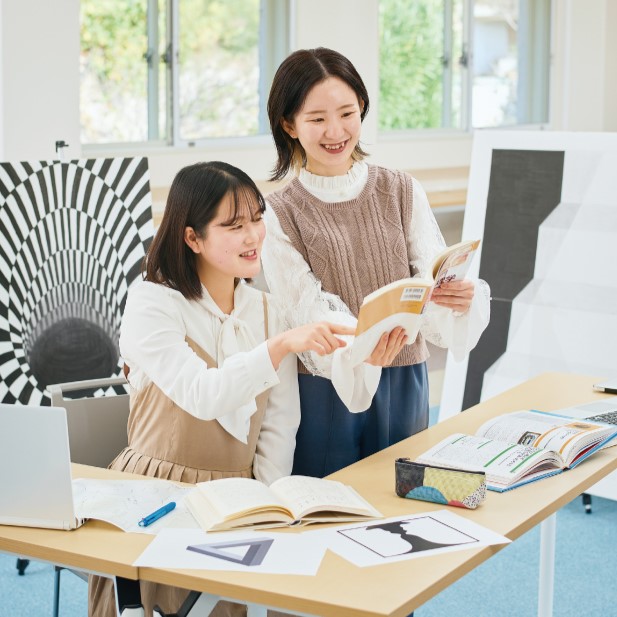 甲南女子大学