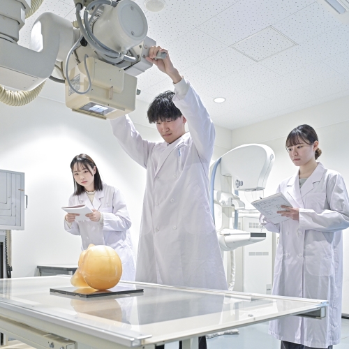 国際医療福祉大学