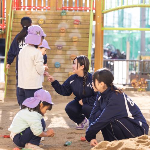 箕面学園福祉保育専門学校