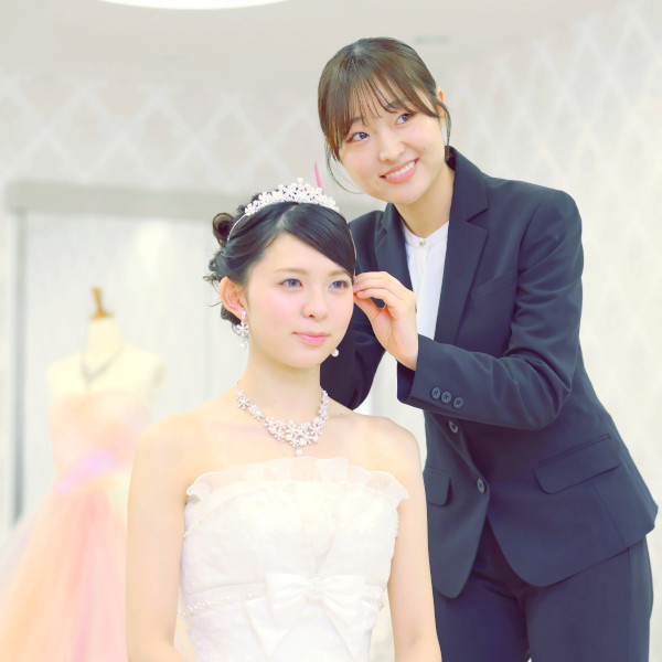 グラムール美容専門学校