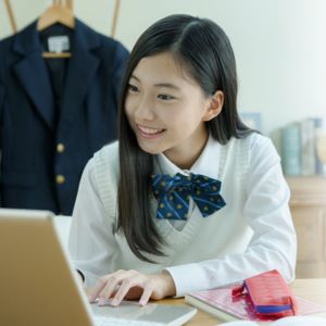 グローバルＢｉｚ専門職大学
