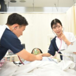 7/5・看護学科「高齢者体験を通じて、高齢者の気持ちを理解し、看護を考えよう」／さくら看護専門学校