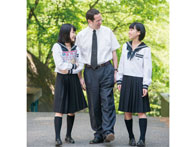 足利大学附属女子高等学校の制服