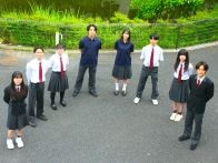 忍岡高等学校の制服