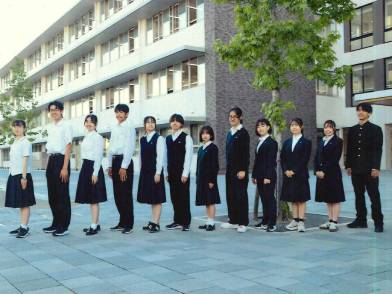 筑紫丘高等学校の制服
