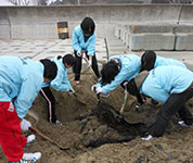 兵庫県　三田祥雲館高校　気仙沼大島ボランティアのみなさん2