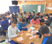 長野県 飯田市立上郷(かみさと)小学校 4年3組のみなさん2
