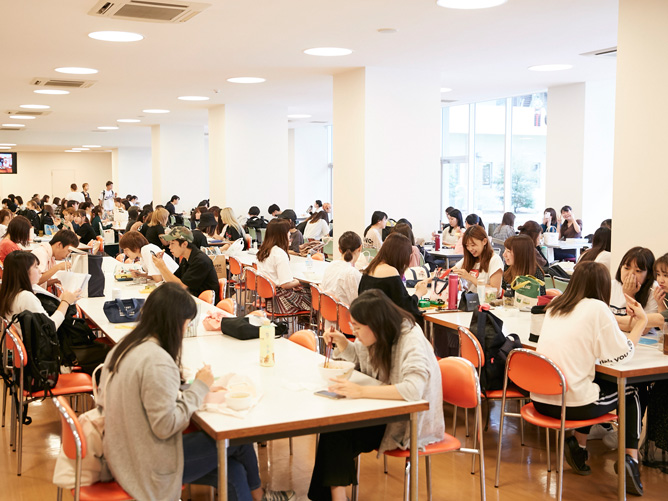 愛知学泉大学