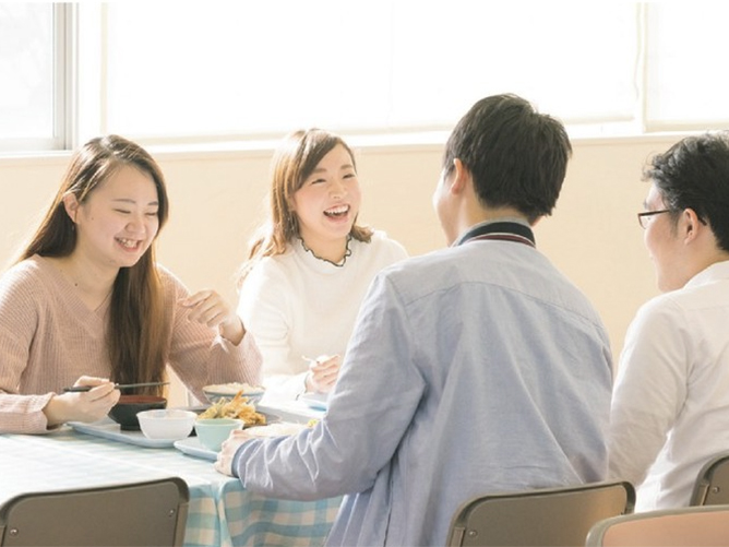 昭和音楽大学の学食