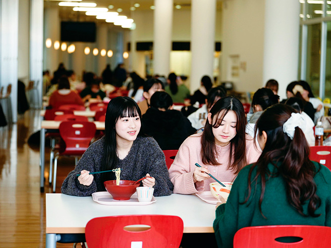 岡崎大学