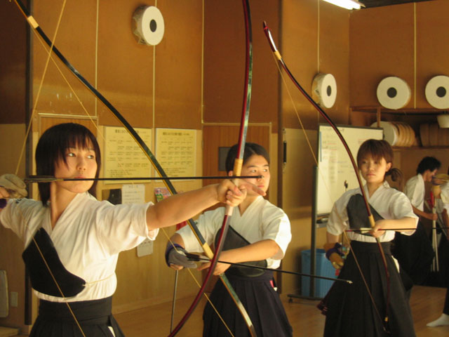 麗澤大学の部活