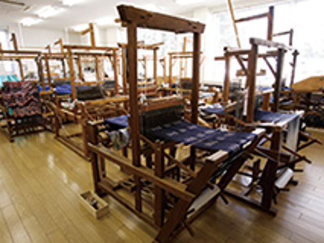 絣美術館・絣研究室