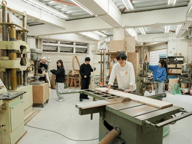 京都精華大学の施設