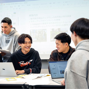 経営学部