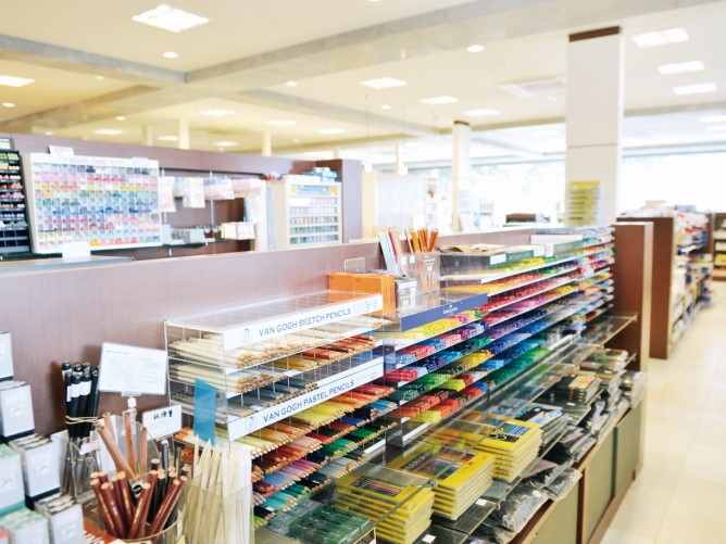 学割で2割引き！画材店