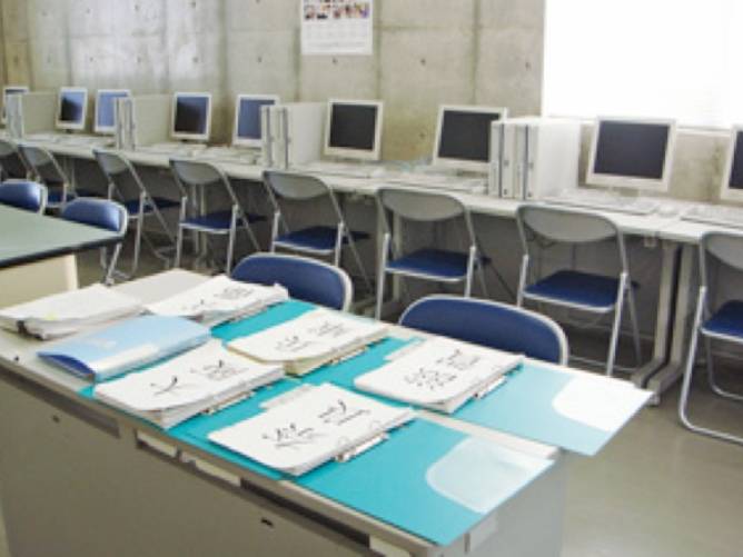 演習室（PC室）