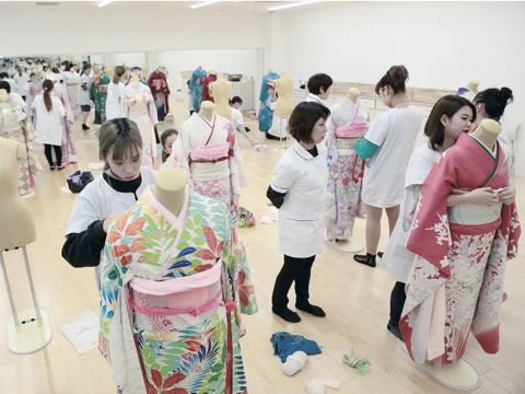 大阪美容専門学校のオープンキャンパス